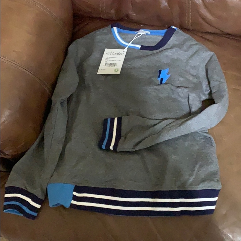 Long sleeve tee